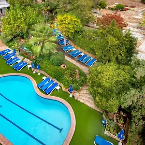 https://ght-neptuno.catalonia-hotels.com